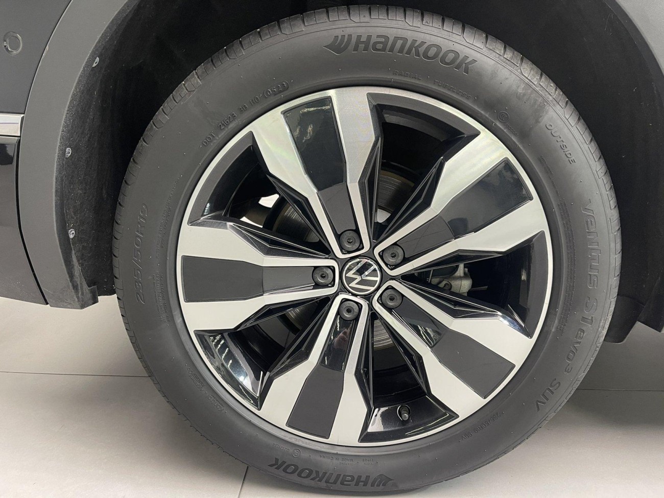 Volkswagen Tiguan L 2023