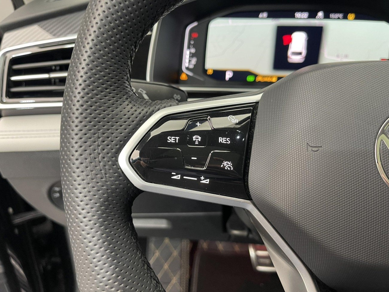 Volkswagen Tiguan L 2023