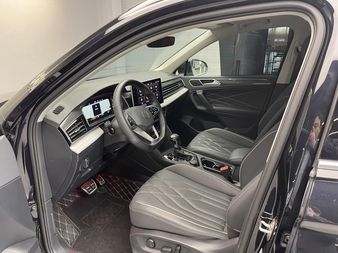 Volkswagen Tiguan L 2023