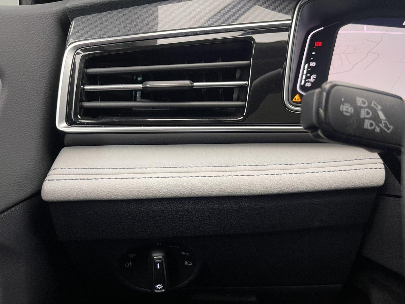 Volkswagen Tiguan L 2023