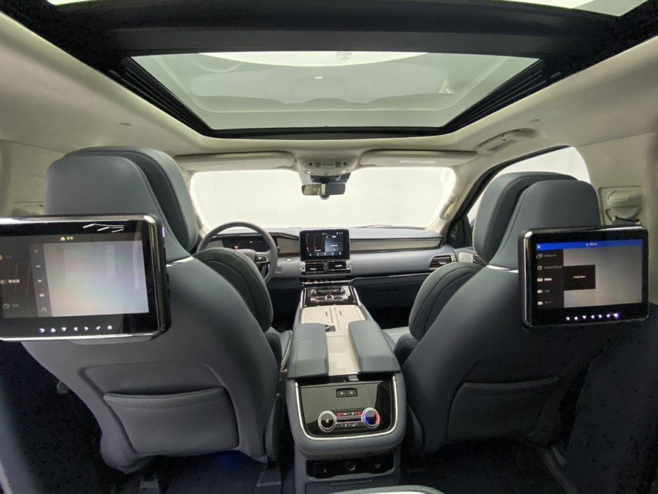 Lincoln Navigator 2021
