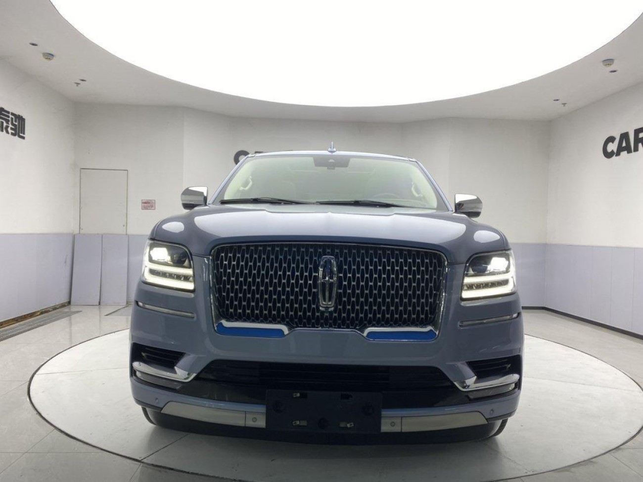 Lincoln Navigator 2021