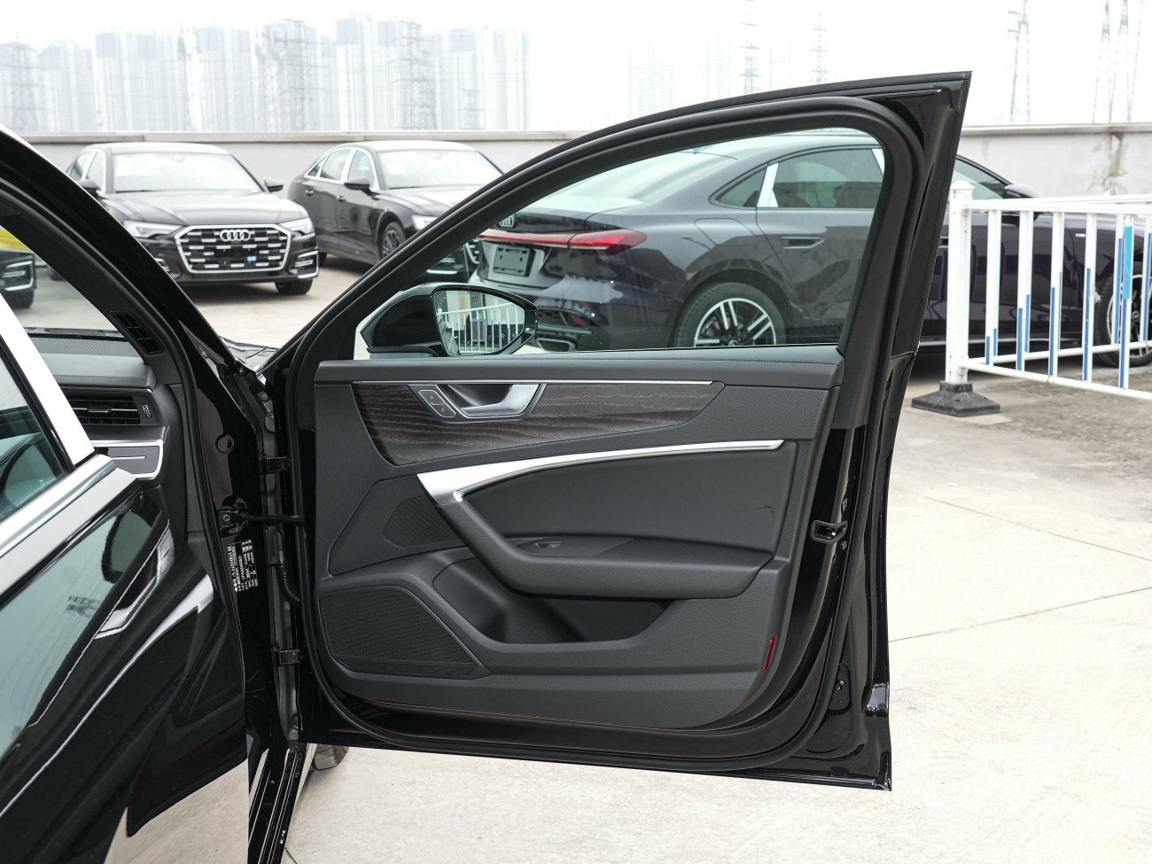 Audi A6L 45 TFSI 2025