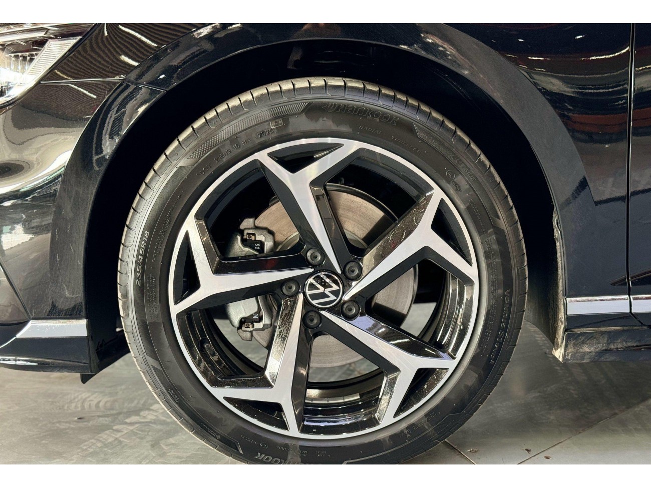 Volkswagen Magotan 2025