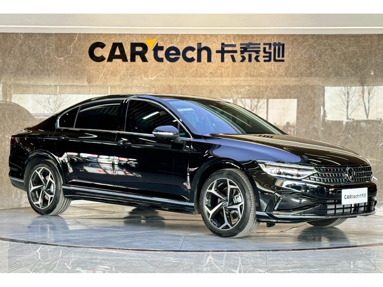 Volkswagen Magotan 2025