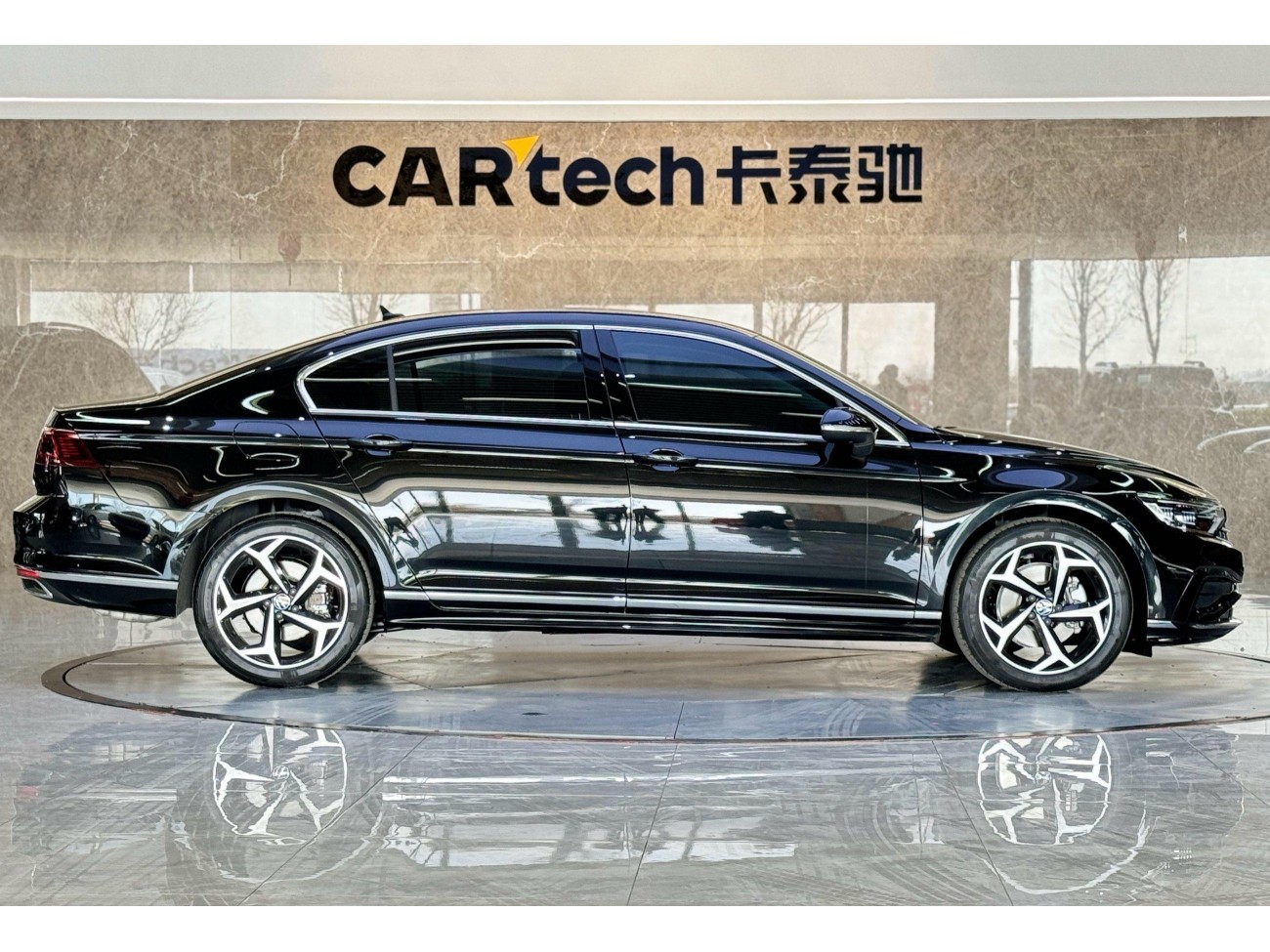 Volkswagen Magotan 2025