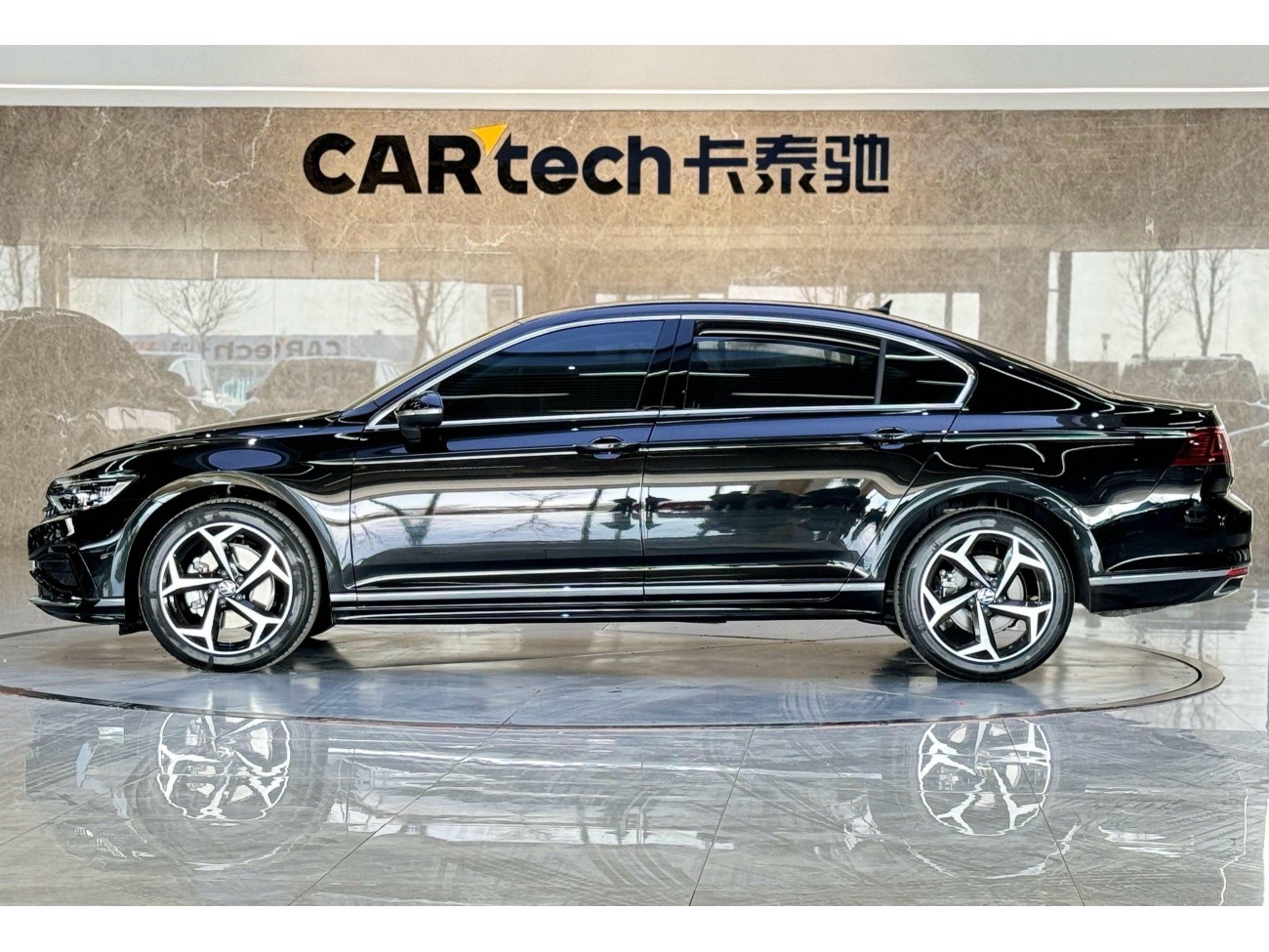 Volkswagen Magotan 2025