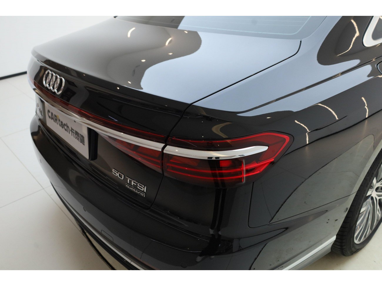 Audi A8L 50 TFSI 2023