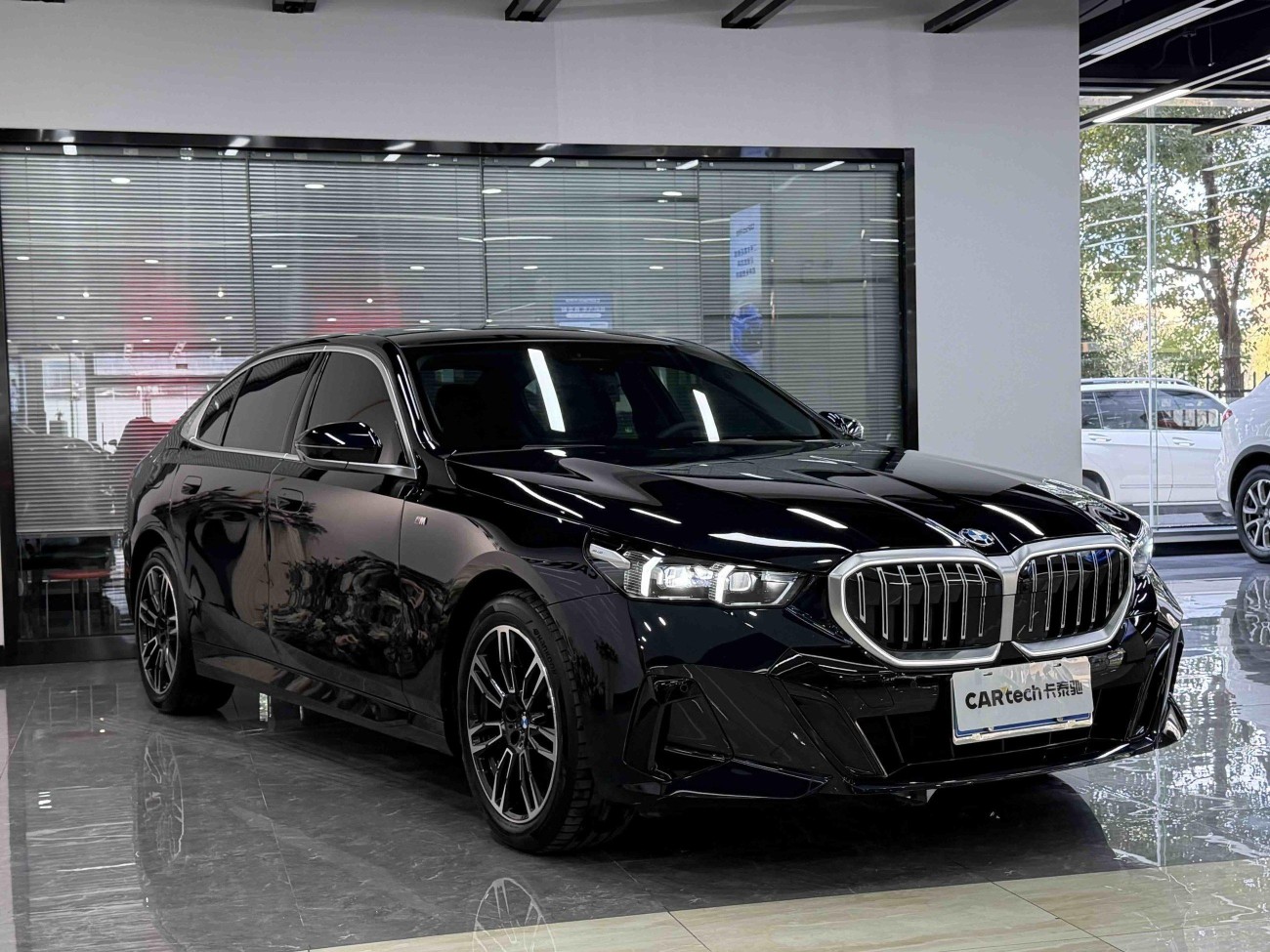 BMW 530Li 2025