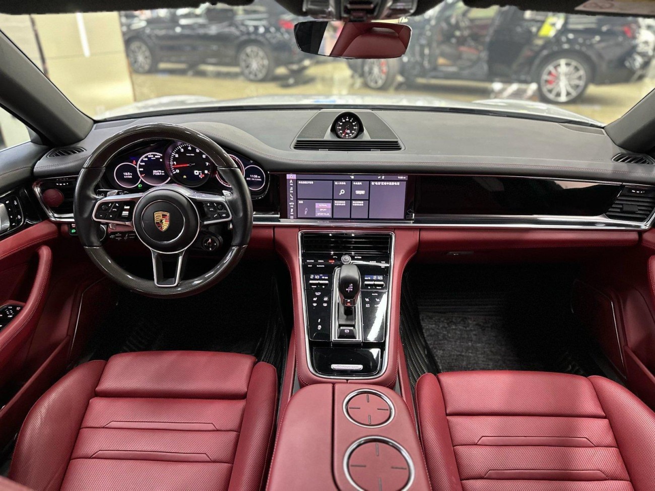 Porsche Panamera 2021