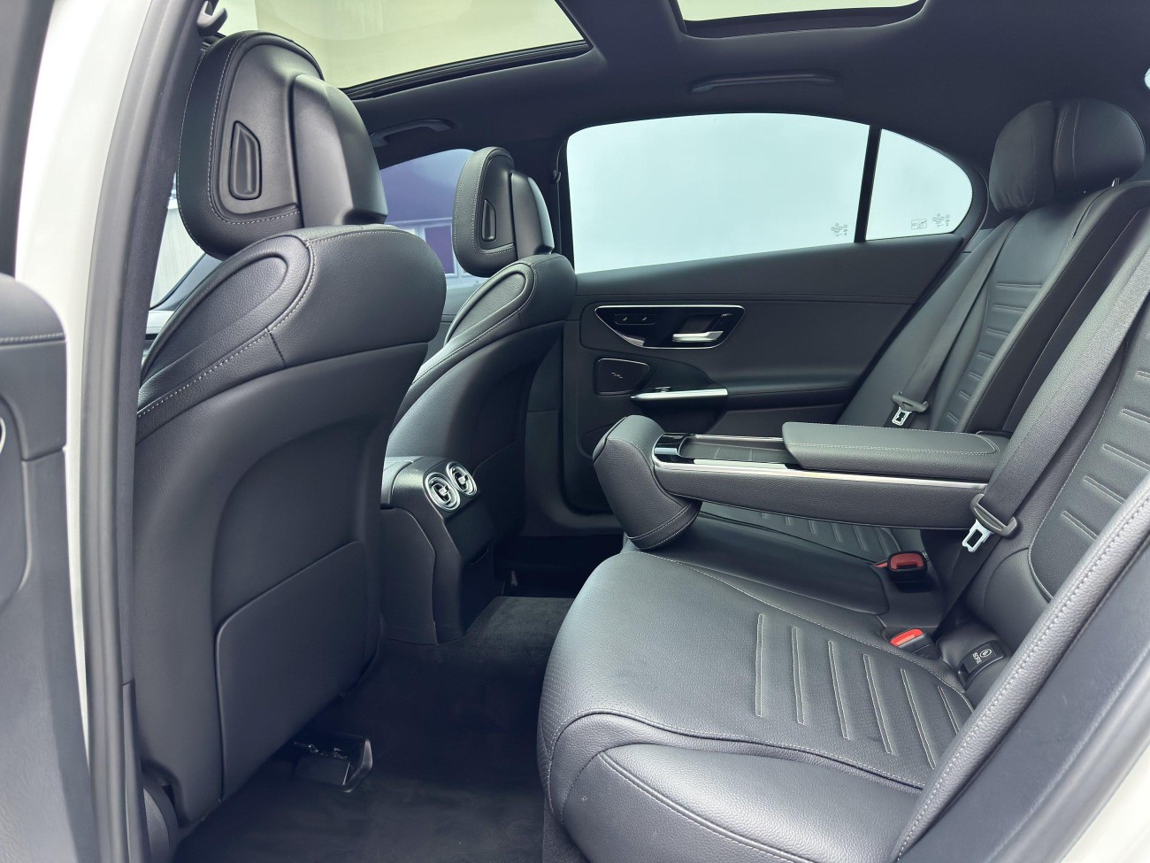 Mercedes-Benz C 260 L 2024