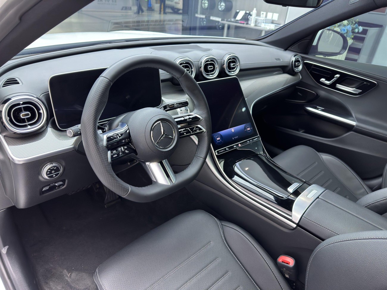 Mercedes-Benz C 260 L 2024