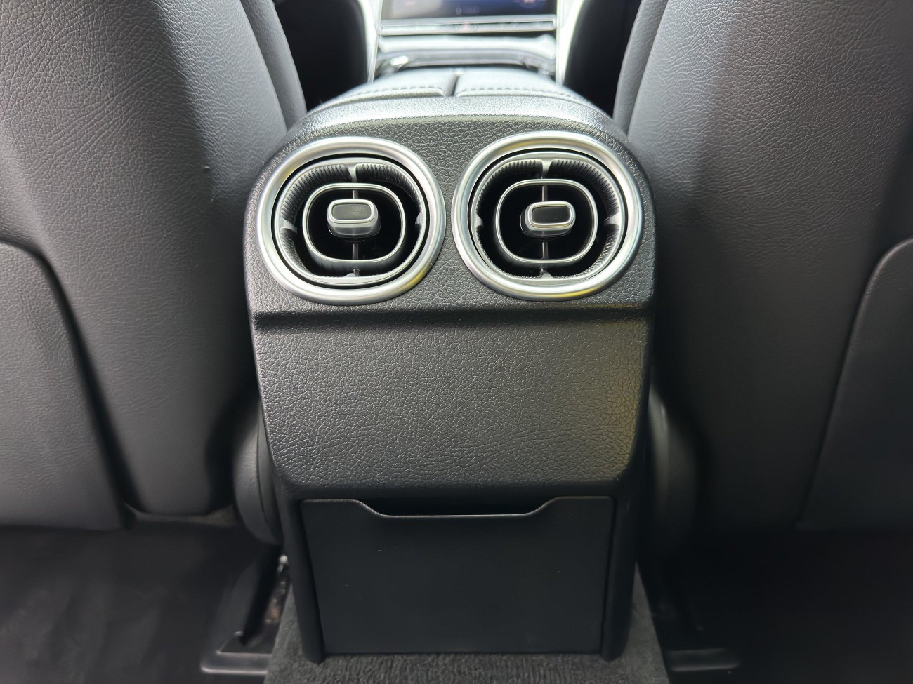 Mercedes-Benz C 260 L 2024