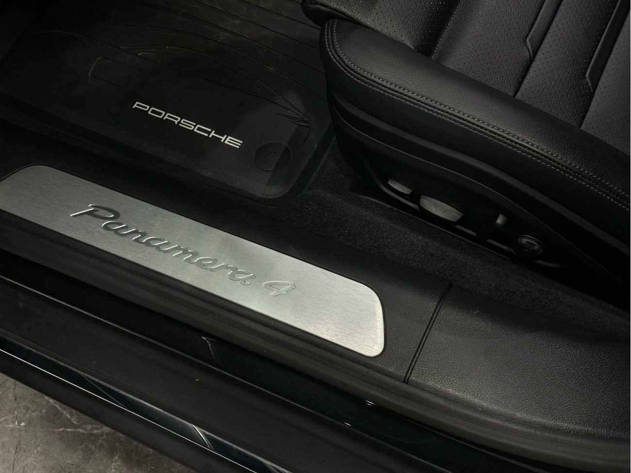 Porsche Panamera 2022