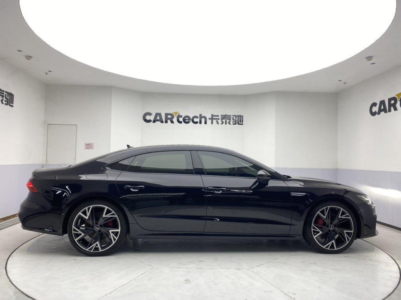 Audi A7L 45 TFSI 2024