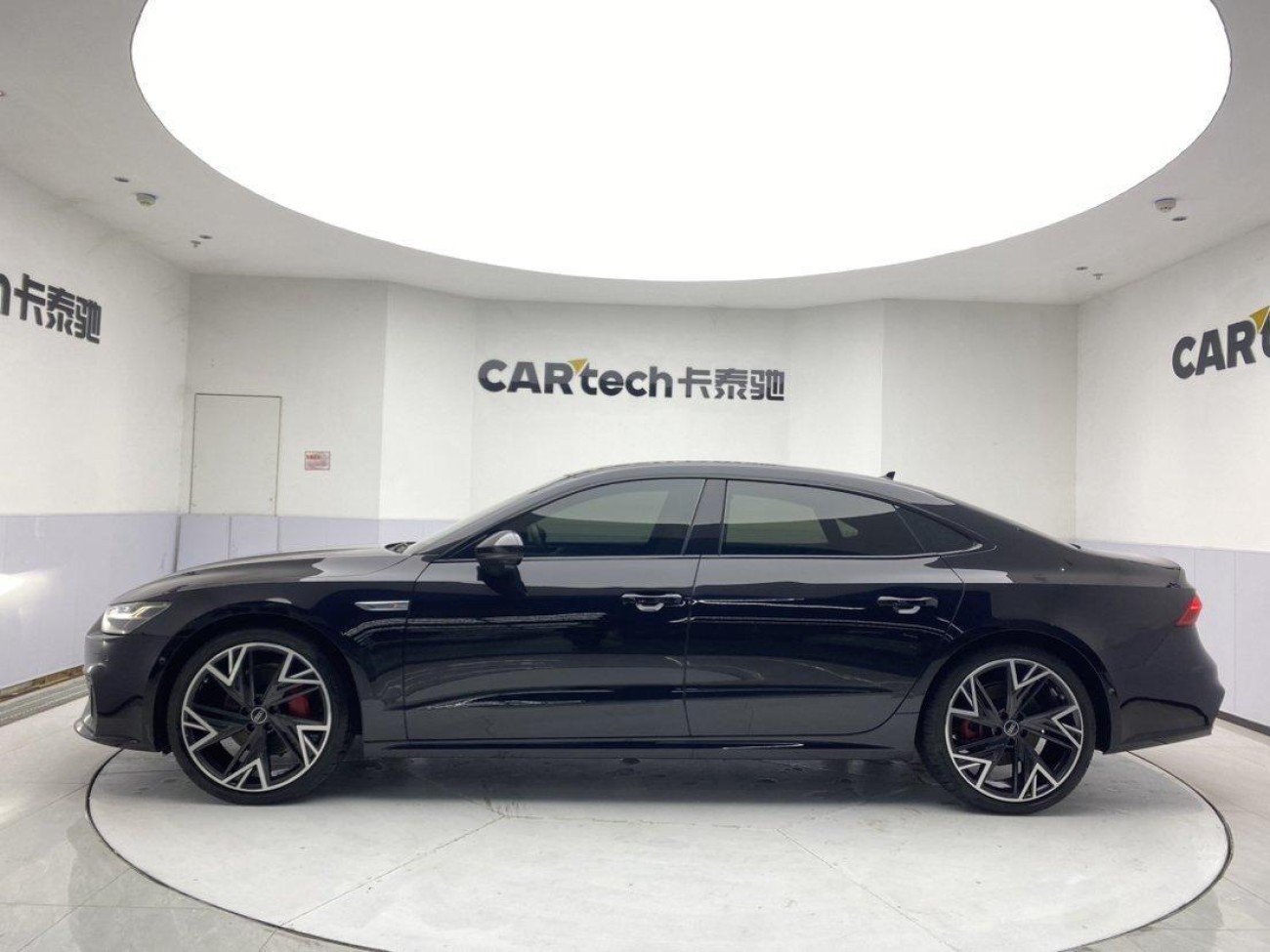 Audi A7L 45 TFSI 2024