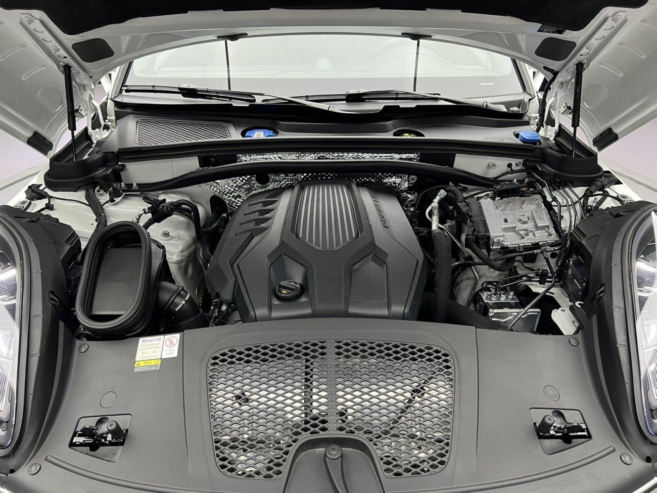 Porsche Macan 2023