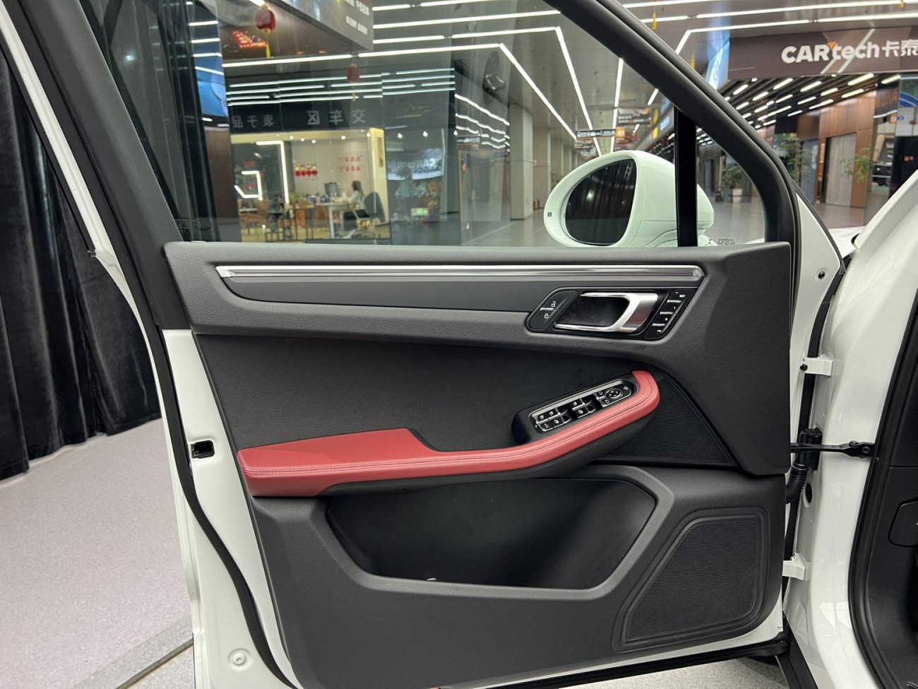 Porsche Macan 2023