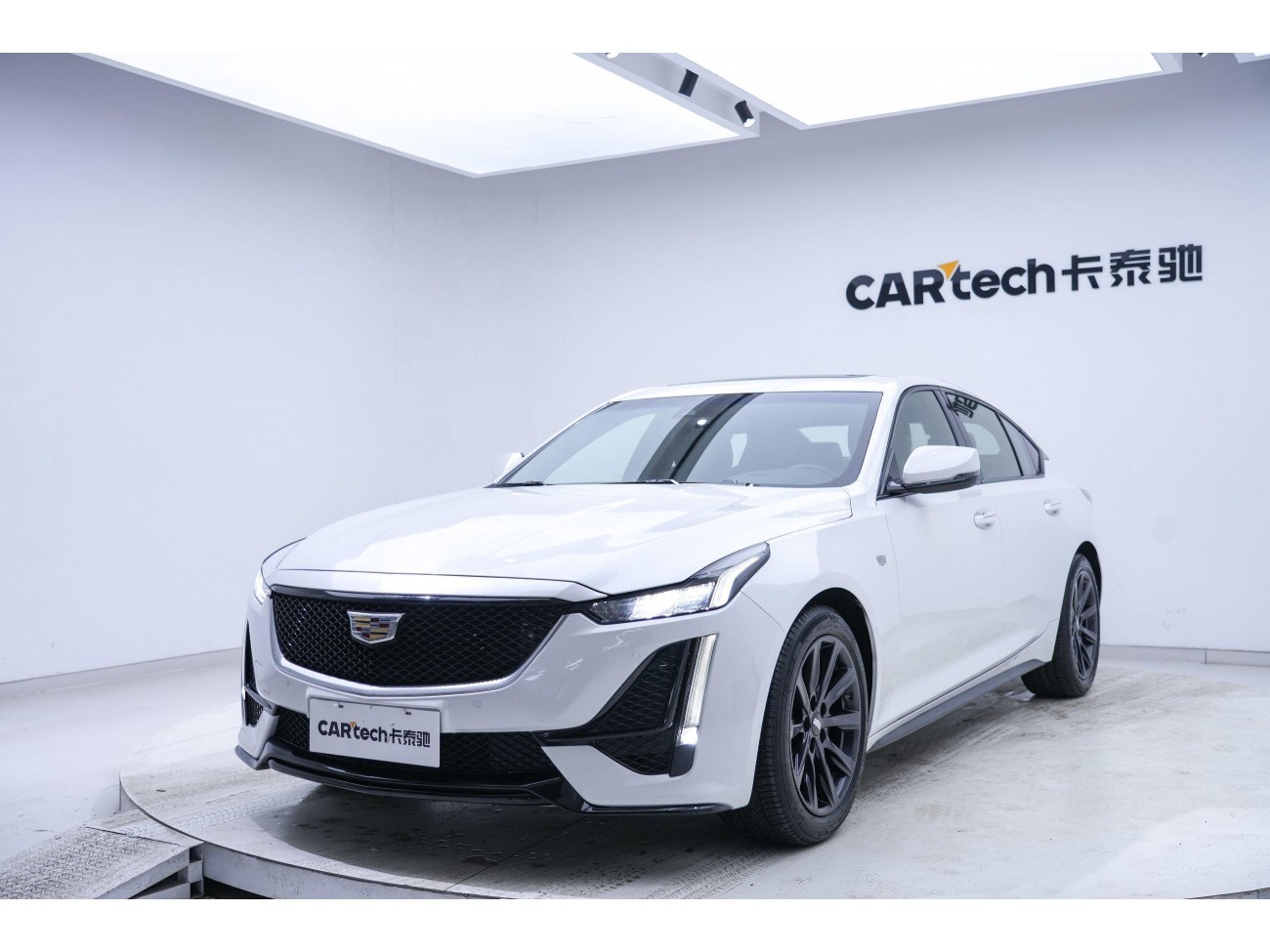 Cadillac CT5 2023