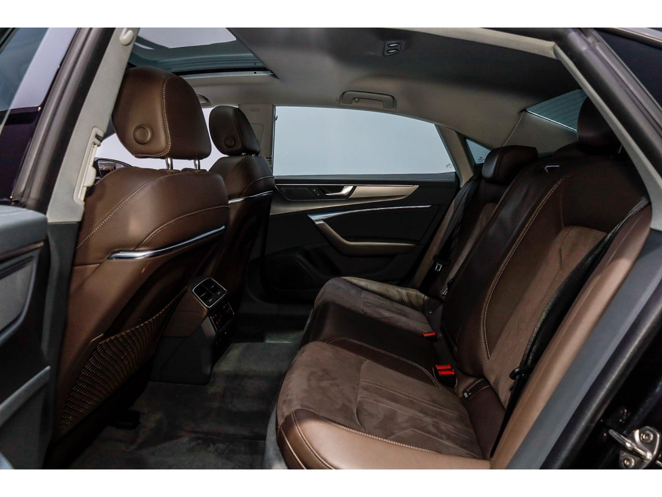Audi A7L 45 TFSI 2024