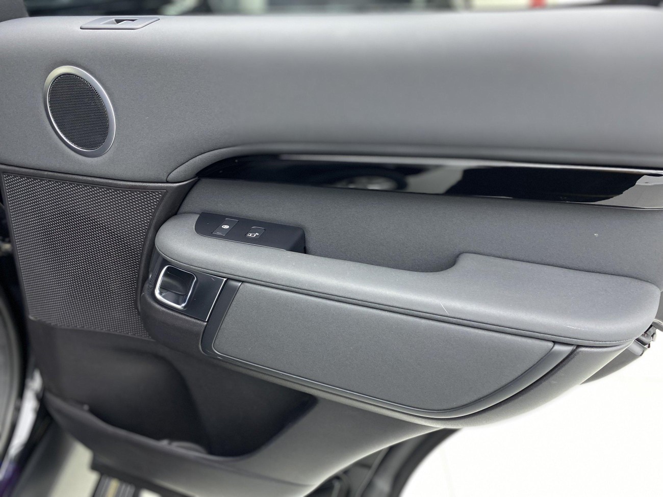 Land Rover Discovery 2019