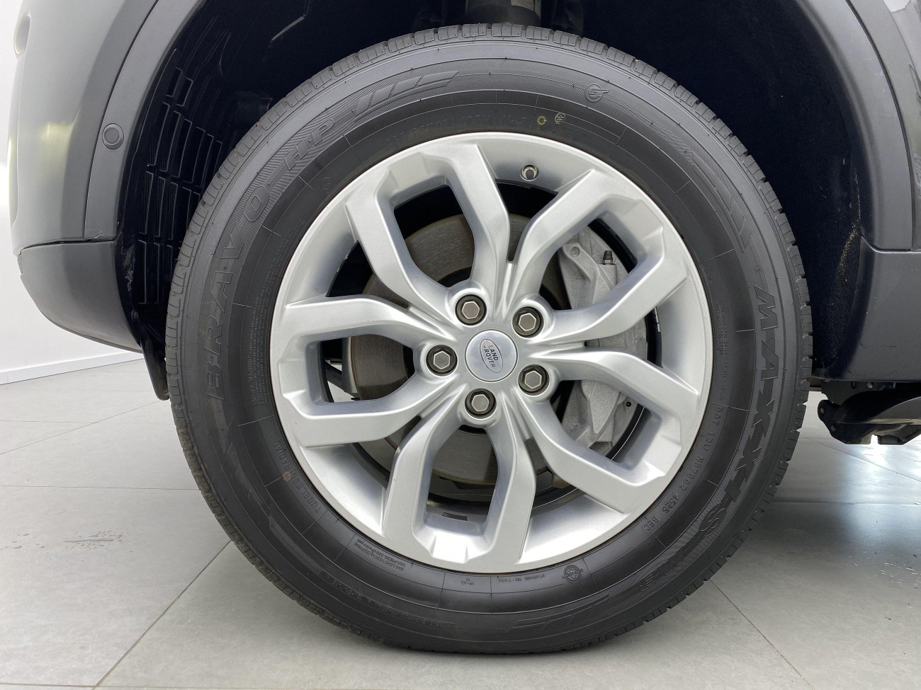 Land Rover Discovery 2019