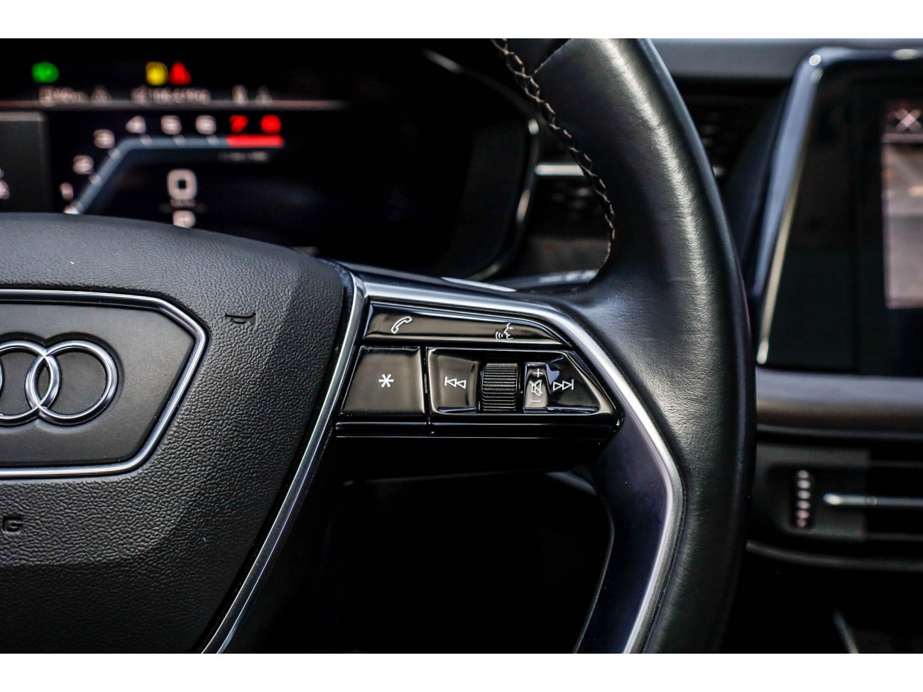 Audi Q6 40 TFSI 2024