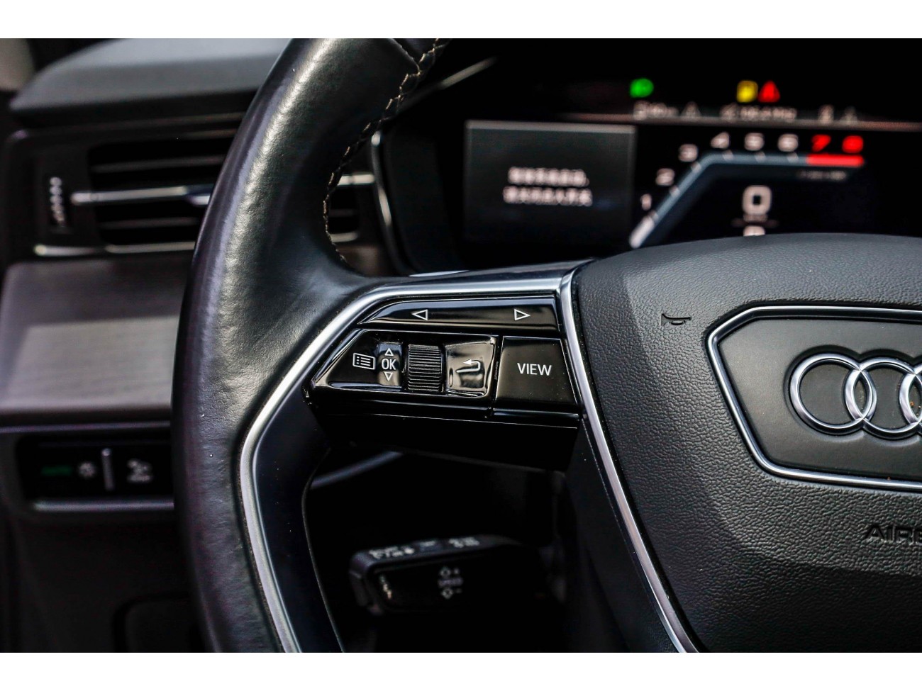 Audi Q6 40 TFSI 2024