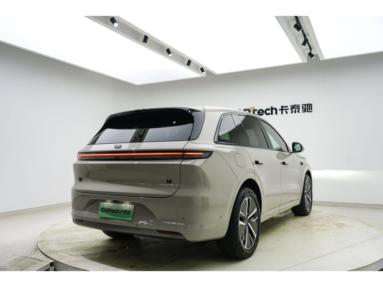 Li Auto L6 2024