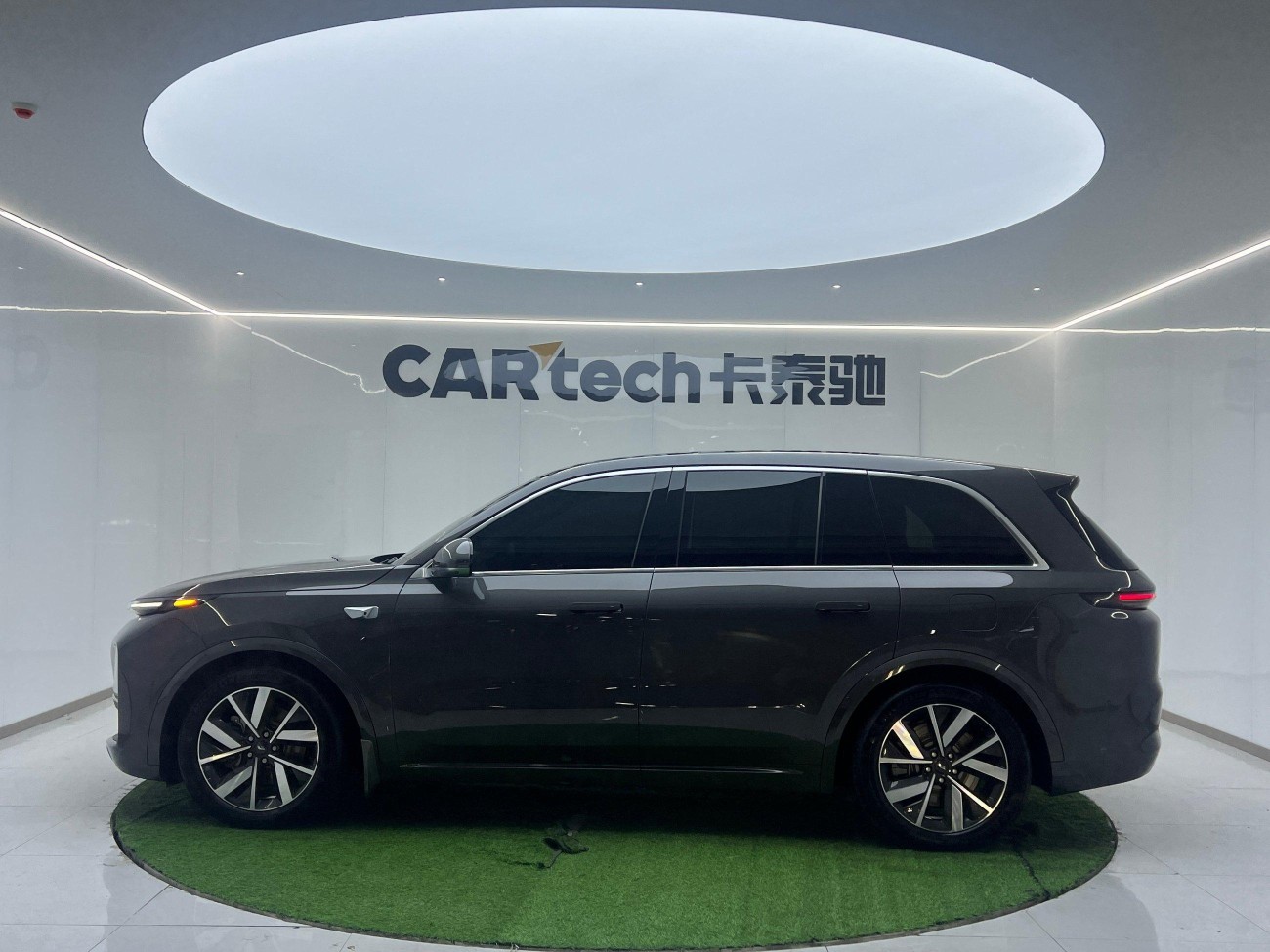 Li Auto L8 2023