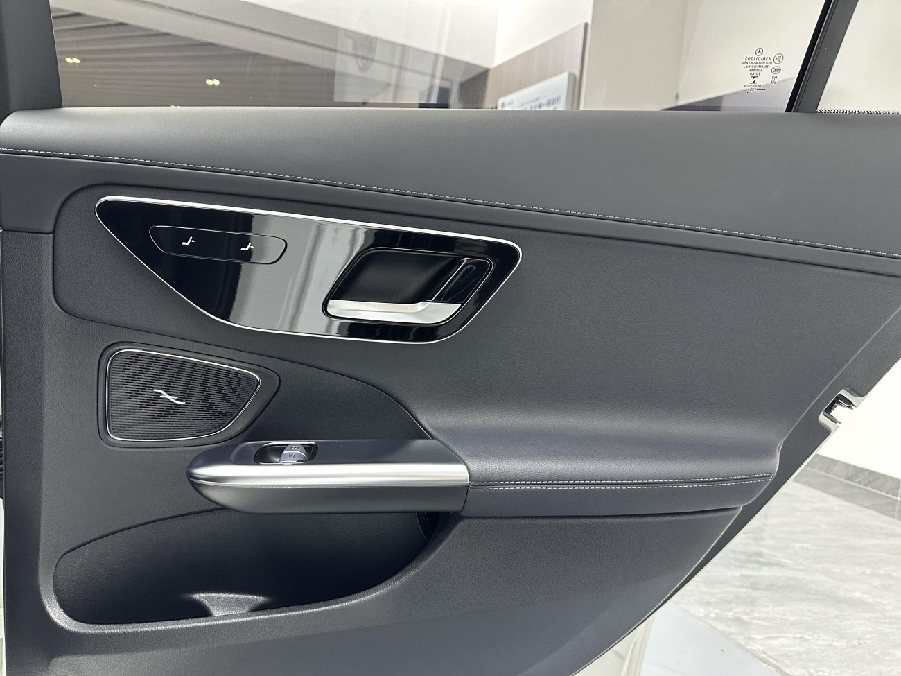 Mercedes-Benz C 260 L 2024