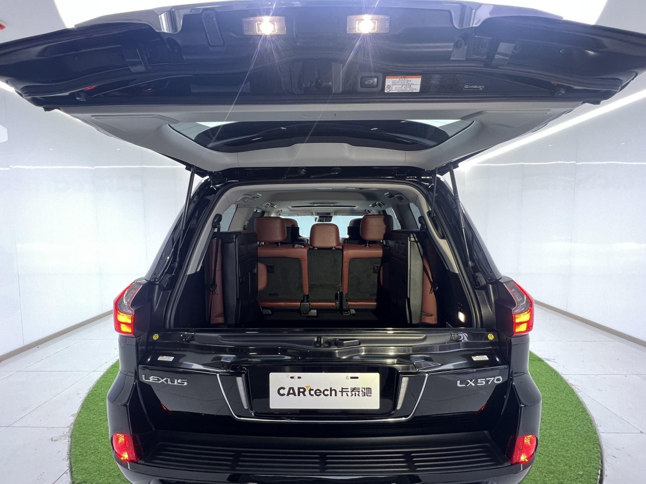 Lexus LX 570 2019