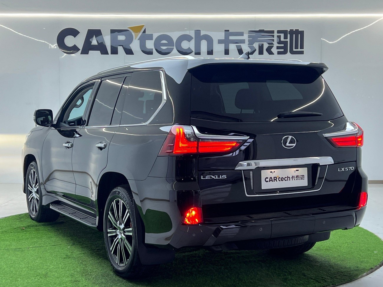 Lexus LX 570 2019