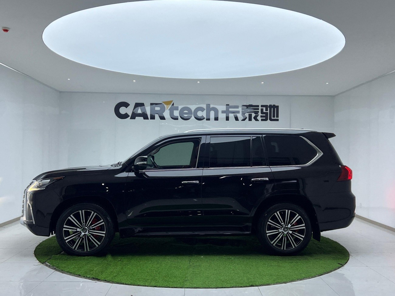 Lexus LX 570 2019
