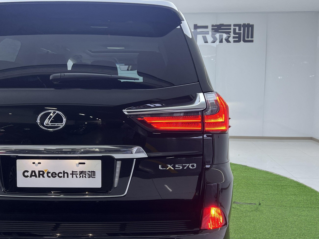 Lexus LX 570 2019
