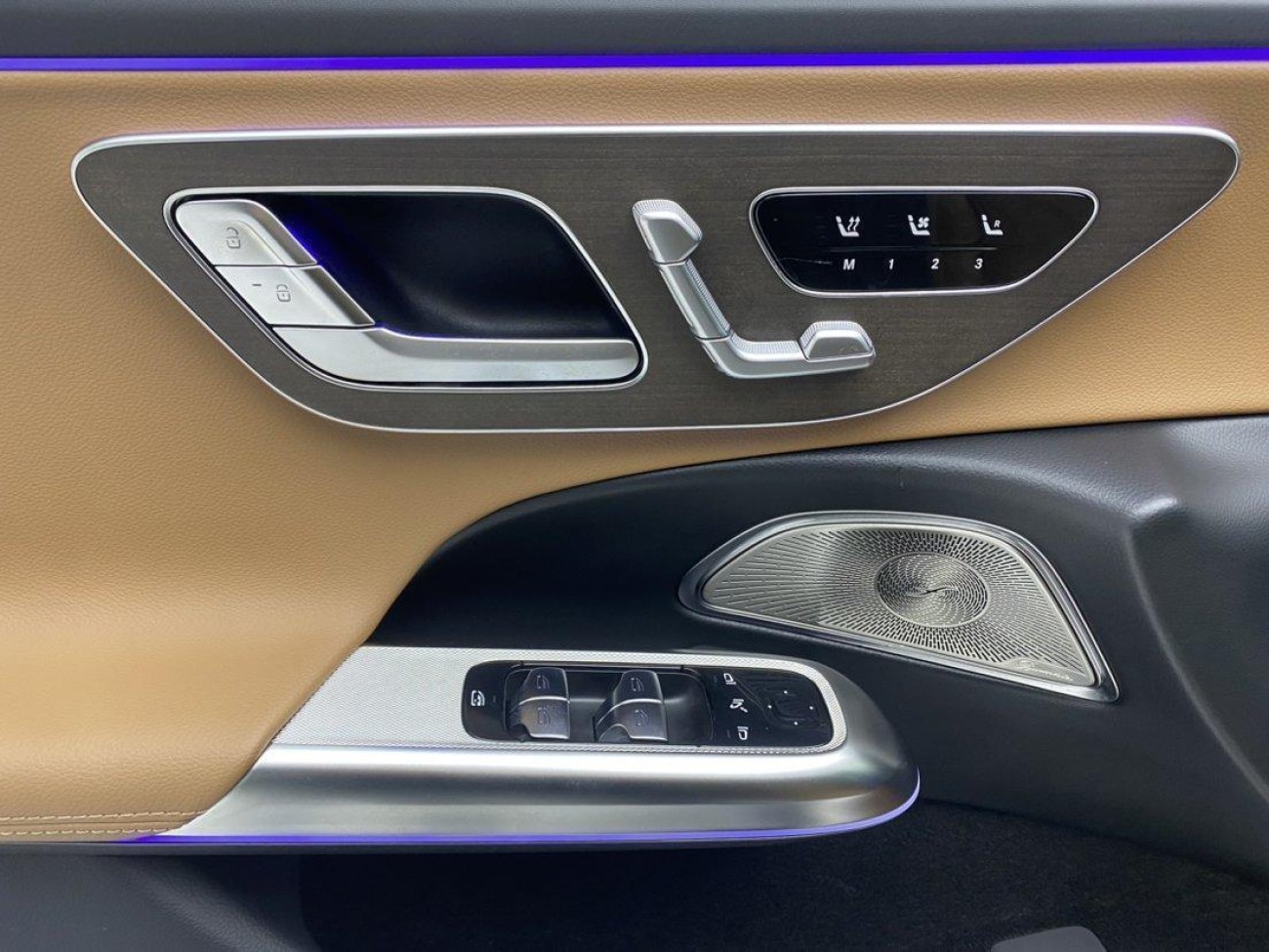 Mercedes-Benz E 300 L 2026