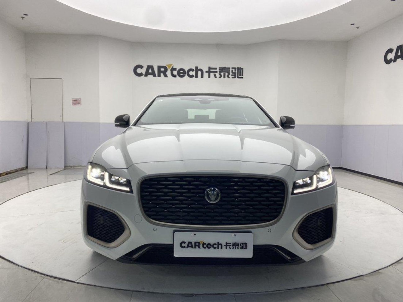 Jaguar XFL 2024