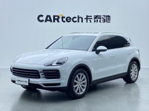 Porsche Cayenne 2021