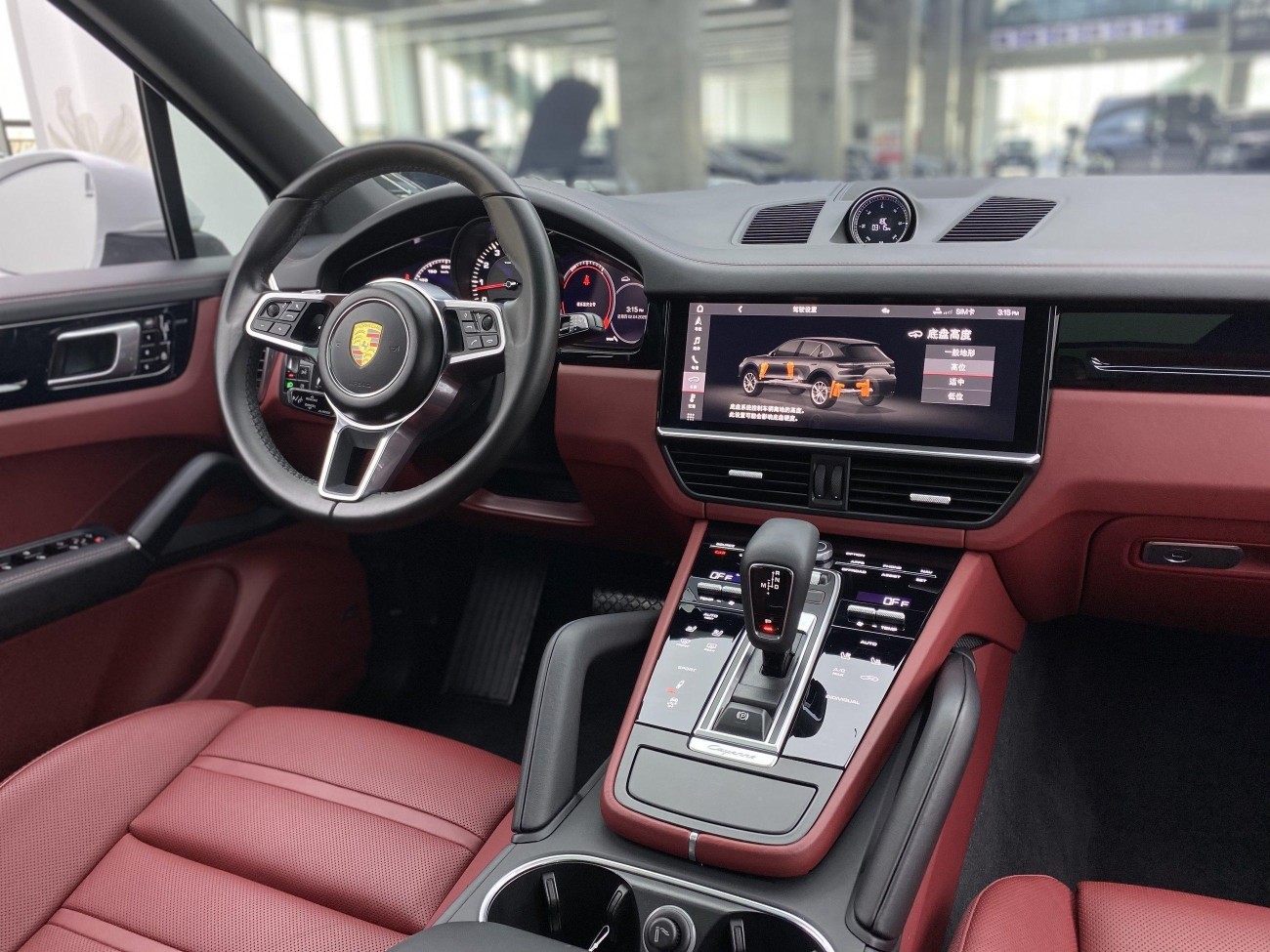 Porsche Cayenne 2021