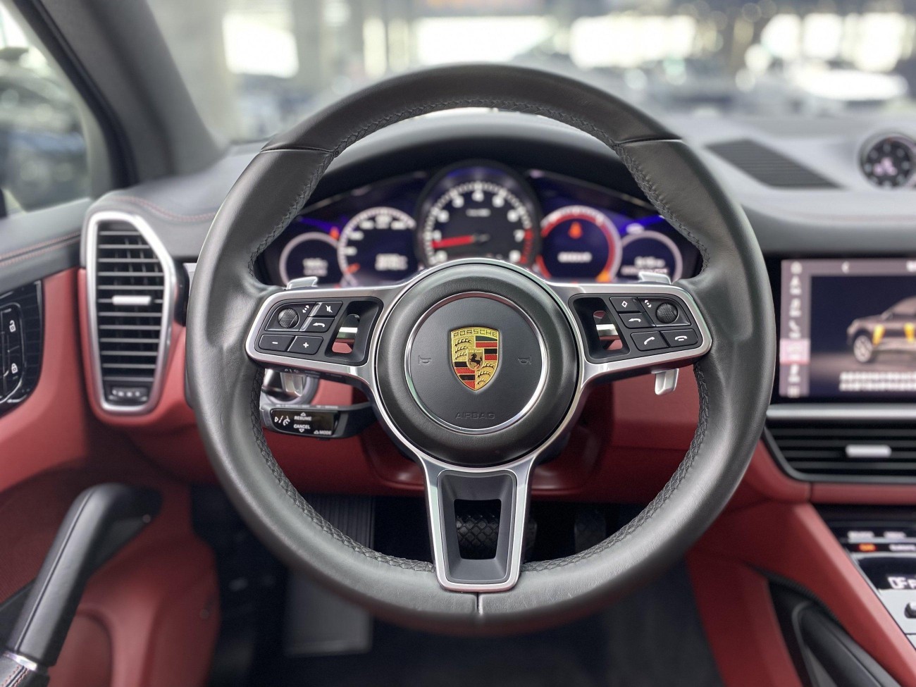 Porsche Cayenne 2021
