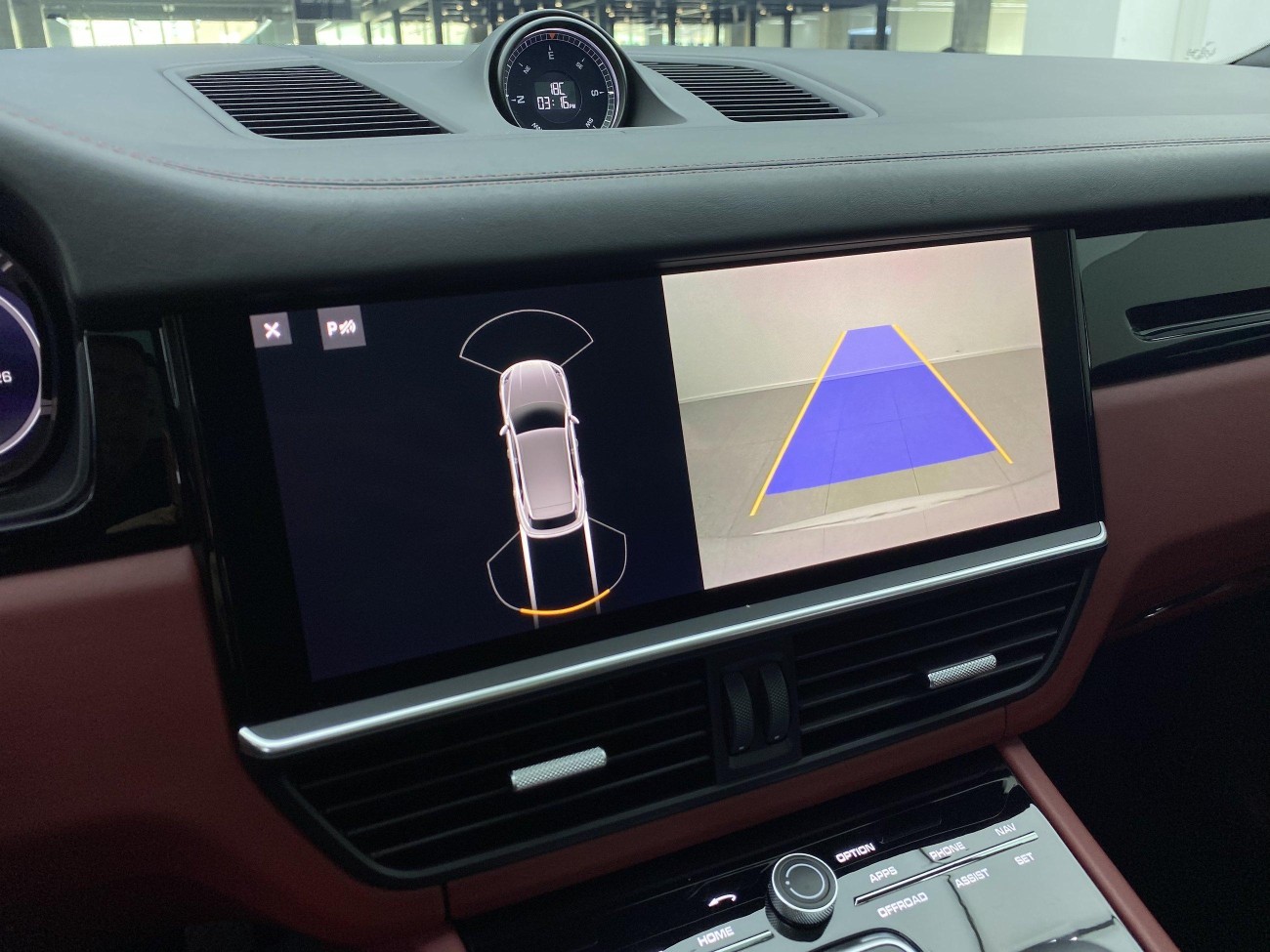 Porsche Cayenne 2021