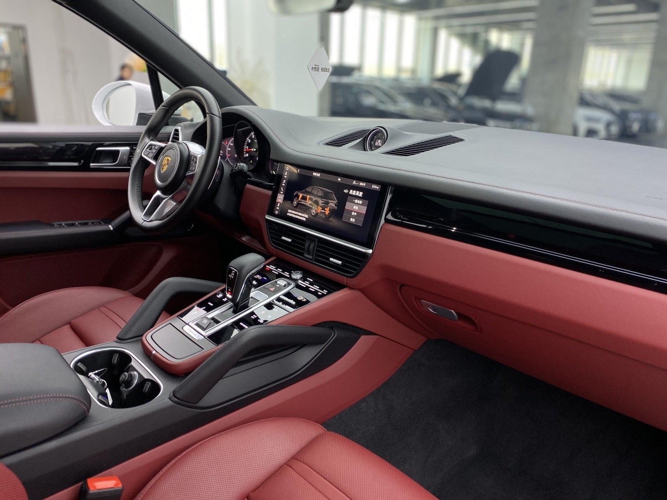 Porsche Cayenne 2021
