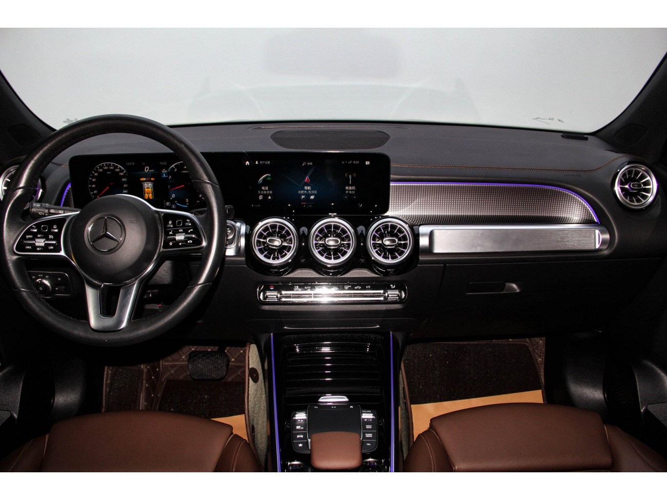 Mercedes-Benz GLB 2023