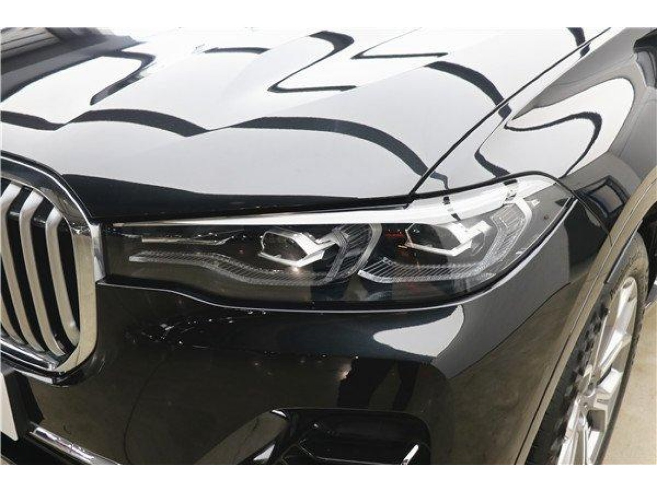 BMW X7 2021
