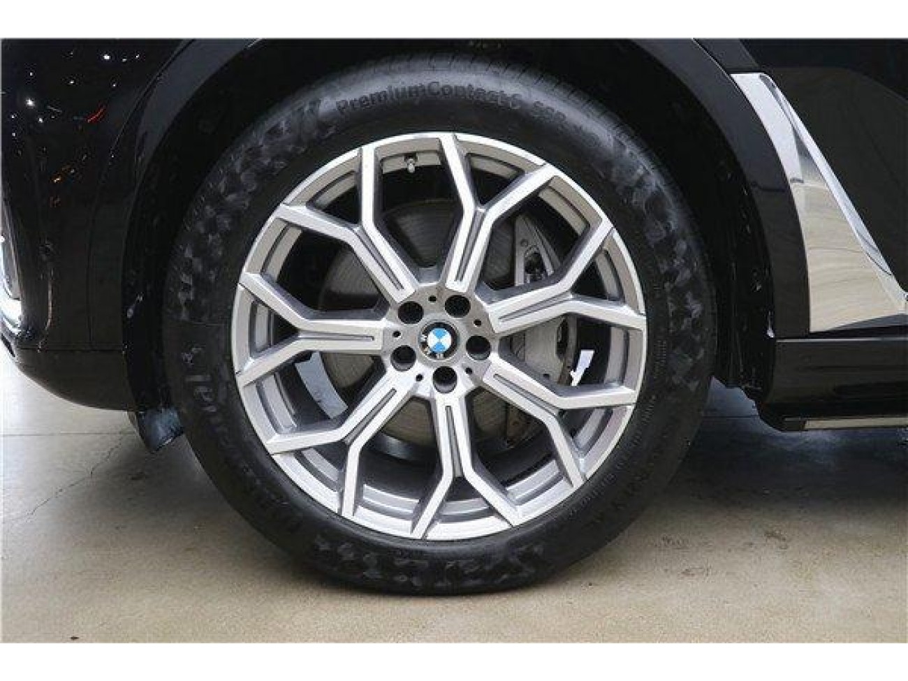 BMW X7 2021