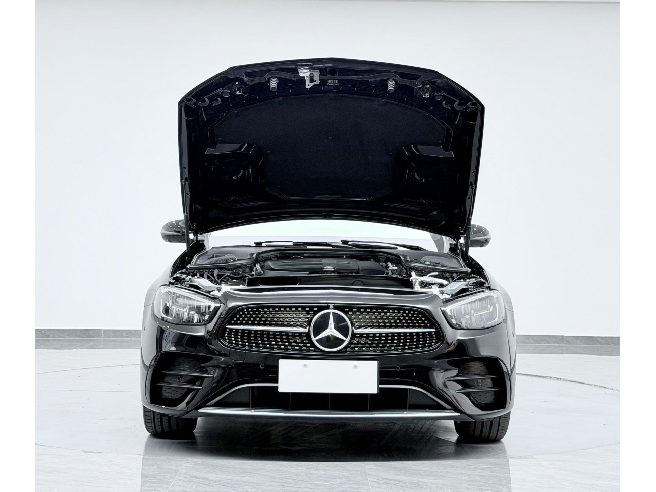 Mercedes-Benz E 300 L 2022