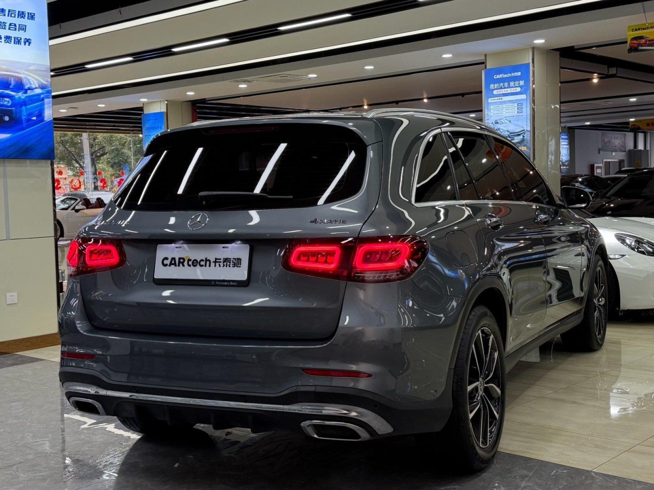 Mercedes-Benz GLC 260 L 2021