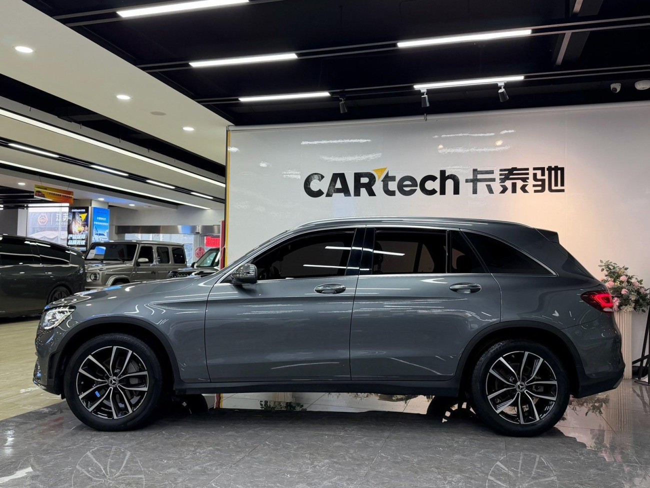 Mercedes-Benz GLC 260 L 2021