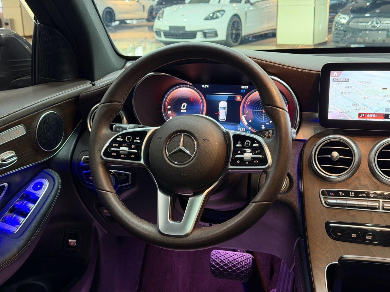 Mercedes-Benz GLC 260 L 2021