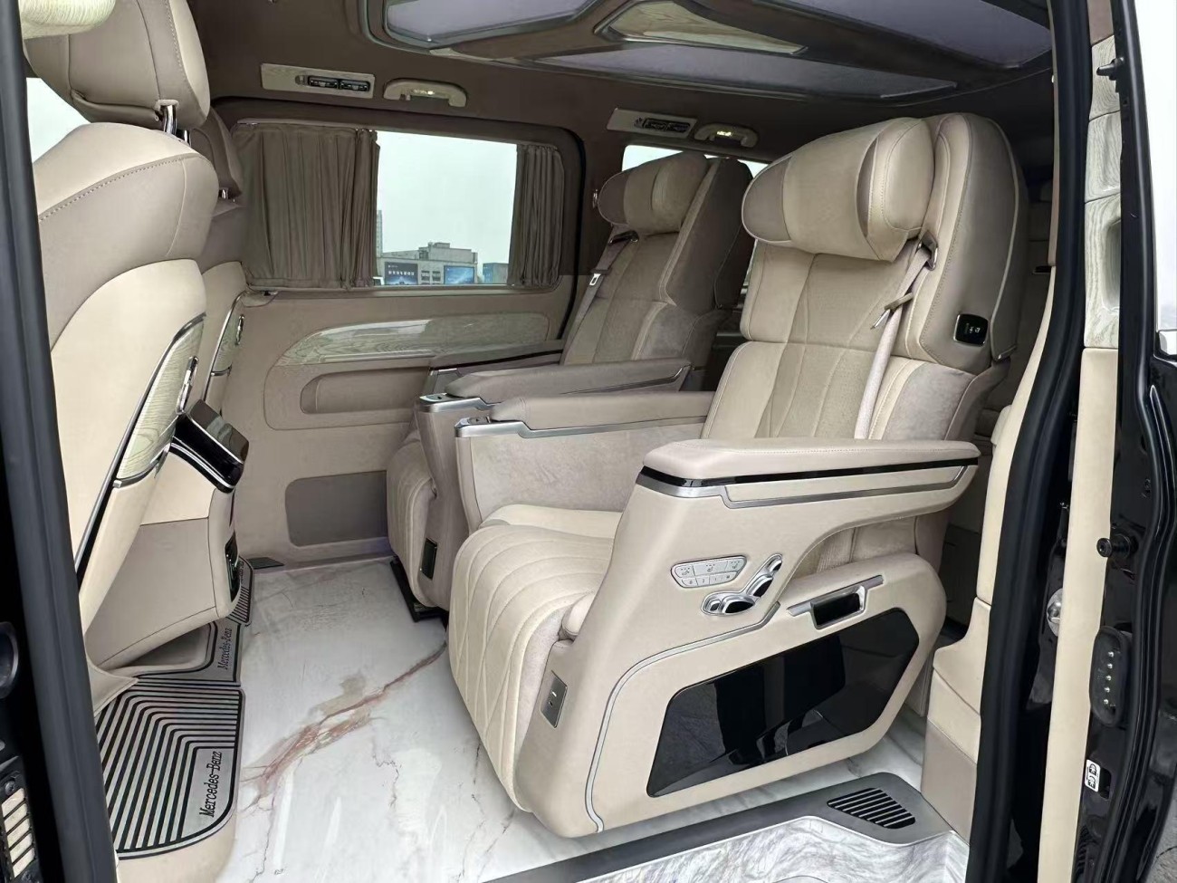 Mercedes-Benz 2021 2023